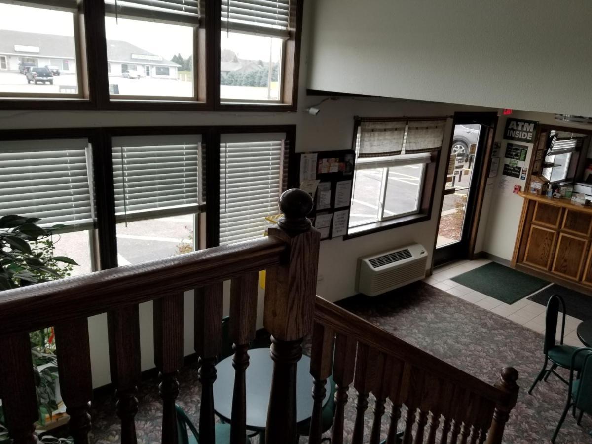 Bilmar Inn & Suites Dell Rapids 외부 사진