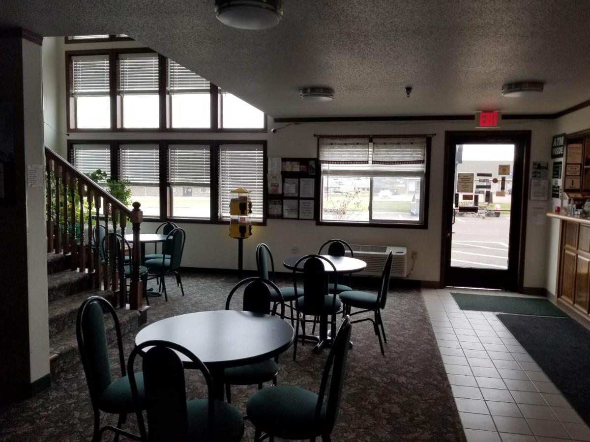 Bilmar Inn & Suites Dell Rapids 외부 사진