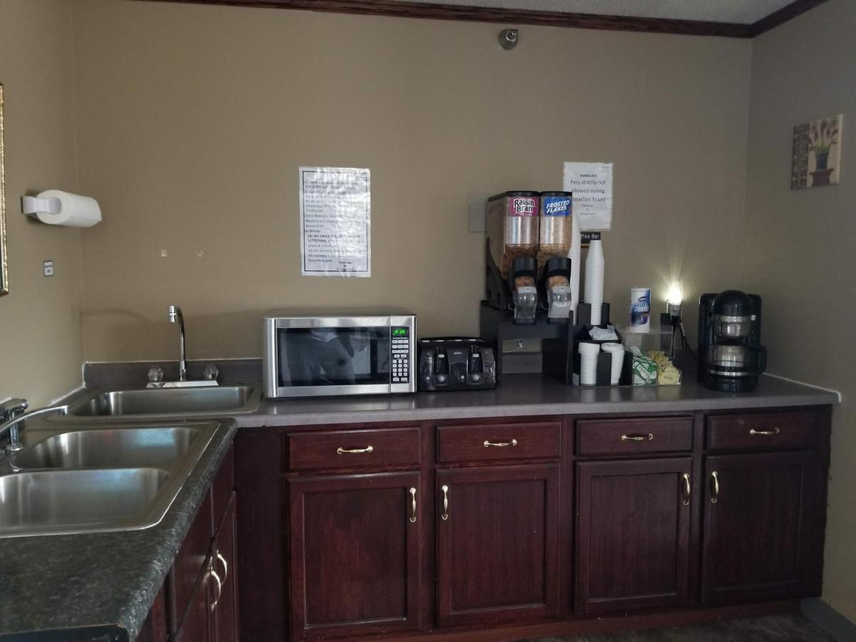 Bilmar Inn & Suites Dell Rapids 외부 사진